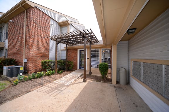 Photos and Video of Trinity Park Apartments in Irving, TX